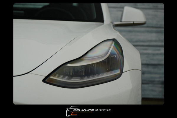 Tesla Model 3 Standard Trekhaak Navigatie Pano Leer Camera