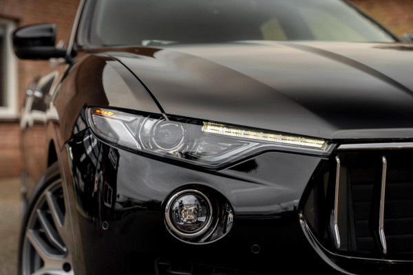 Maserati Levante 3.0 V6 S TwinTurbo AWD GranSport 430 PK Leder Luchtvering 21''