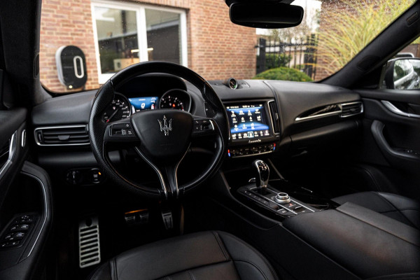 Maserati Levante 3.0 V6 S TwinTurbo AWD GranSport 430 PK Leder Luchtvering 21''