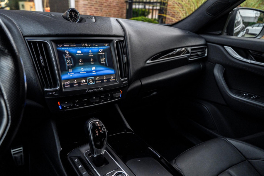 Maserati Levante 3.0 V6 S TwinTurbo AWD GranSport 430 PK Leder Luchtvering 21''
