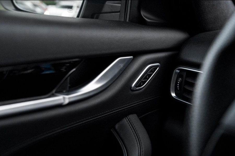 Maserati Levante 3.0 V6 S TwinTurbo AWD GranSport 430 PK Leder Luchtvering 21''