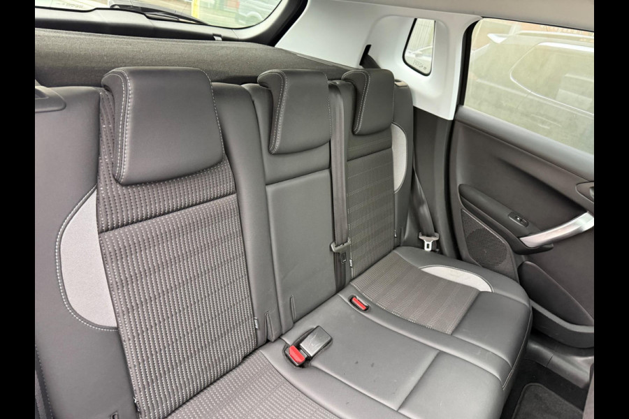 Peugeot 2008 1.2 PureTech Allure | Pano | Airco | Cruise |