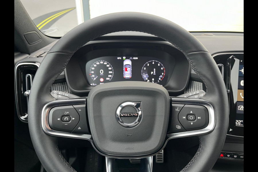 Volvo XC40 2.0 B4 AWD R-Design | Cruise control | 360 camera | Metallic | Apple carplay |