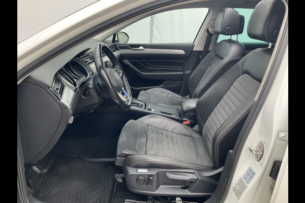 Volkswagen Passat Variant 1.4 TSI PHEV GTE Pano.dak Trekhaak Adap.cruise Stoel.stuurverw.