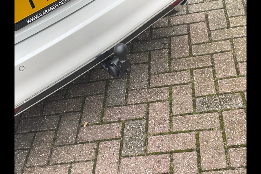 Volkswagen Passat Variant 1.4 TSI PHEV GTE Pano.dak Trekhaak Adap.cruise Stoel.stuurverw.
