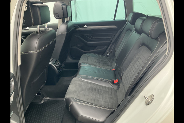 Volkswagen Passat Variant 1.4 TSI PHEV GTE Pano.dak Trekhaak Adap.cruise Stoel.stuurverw.