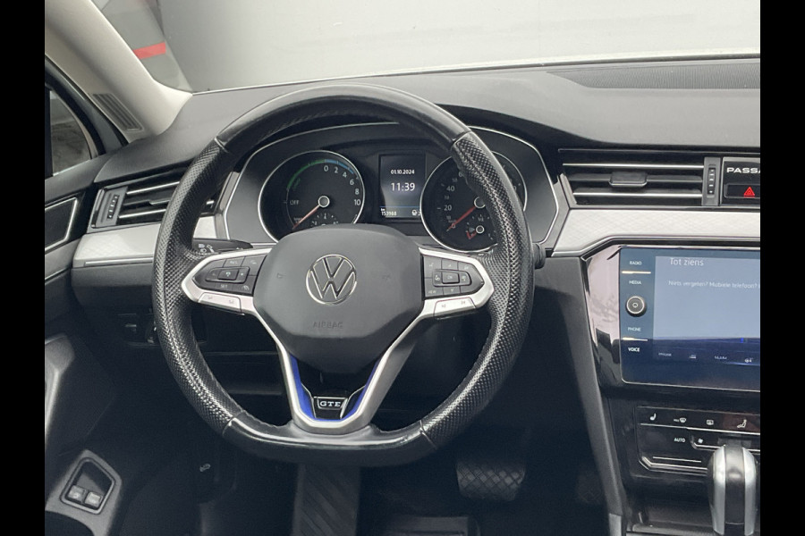 Volkswagen Passat Variant 1.4 TSI PHEV GTE Pano.dak Trekhaak Adap.cruise Stoel.stuurverw.