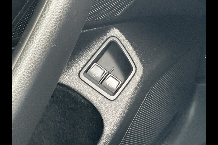 Volkswagen Passat Variant 1.4 TSI PHEV GTE Pano.dak Trekhaak Adap.cruise Stoel.stuurverw.