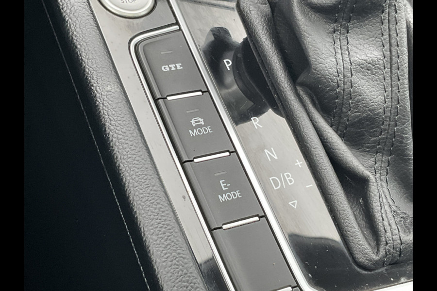 Volkswagen Passat Variant 1.4 TSI PHEV GTE Pano.dak Trekhaak Adap.cruise Stoel.stuurverw.