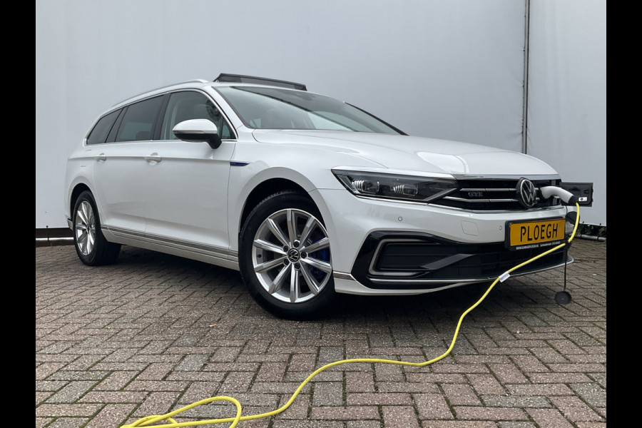 Volkswagen Passat Variant 1.4 TSI PHEV GTE Pano.dak Trekhaak Adap.cruise Stoel.stuurverw.