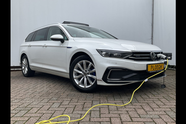 Volkswagen Passat Variant 1.4 TSI PHEV GTE Pano.dak Trekhaak Adap.cruise Stoel.stuurverw.