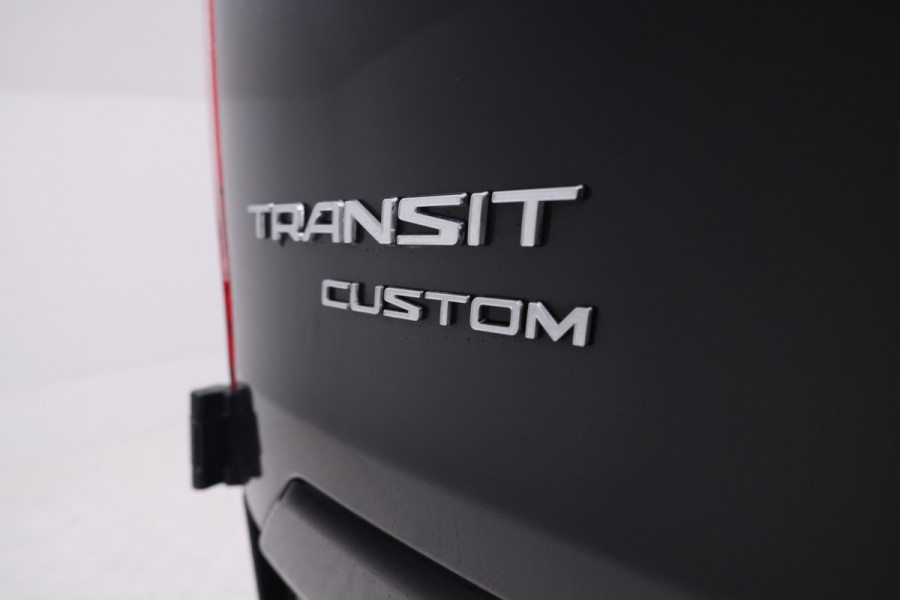 Ford Transit Custom 320 2.0 TDCI L2H1 Limited DC 170Pk, 5 Pers. Leer, 2x schuifdeur