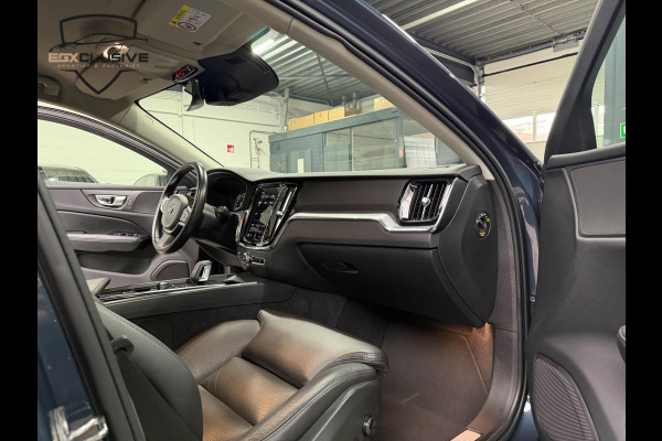 Volvo V60 2.0 B4 Momentum Business | Leder | Adaptive CC |Camera