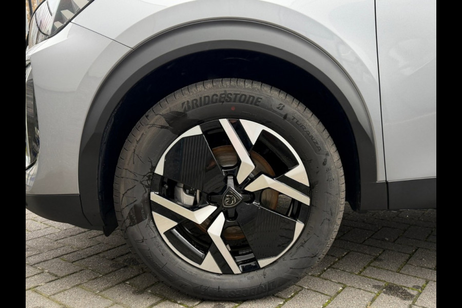 Peugeot 2008 HYBRID 145 GT Alcantara