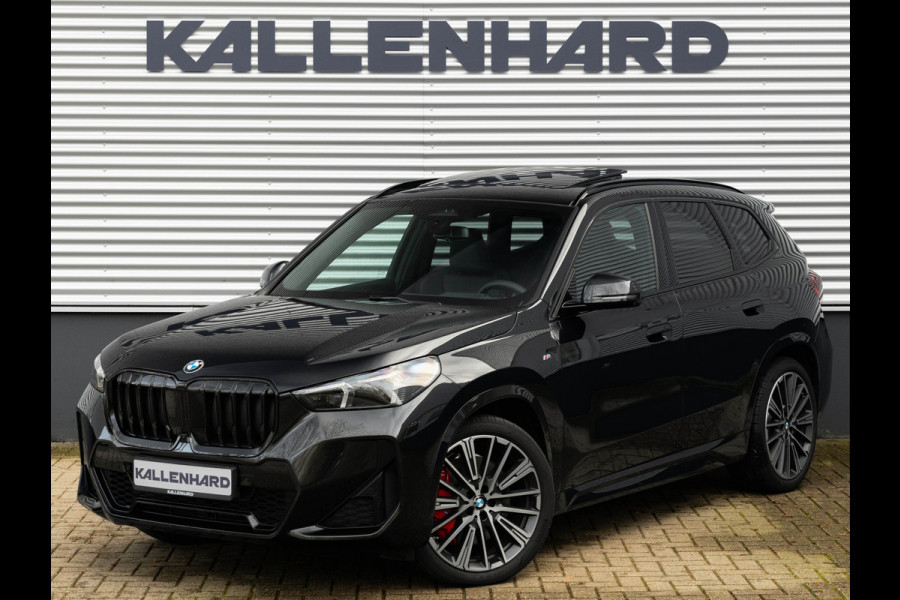 BMW X1 sDrive18i M-Sport Pro - Pano - Memoryzetel - Trekhaak - ACC - Head-Up - Harman Kardon