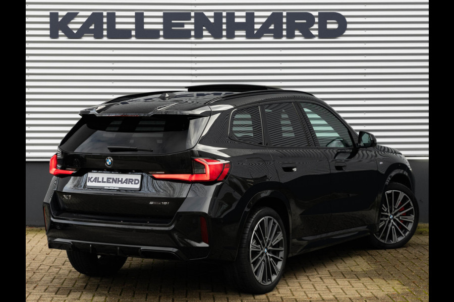 BMW X1 sDrive18i M-Sport Pro - Pano - Memoryzetel - Trekhaak - ACC - Head-Up - Harman Kardon