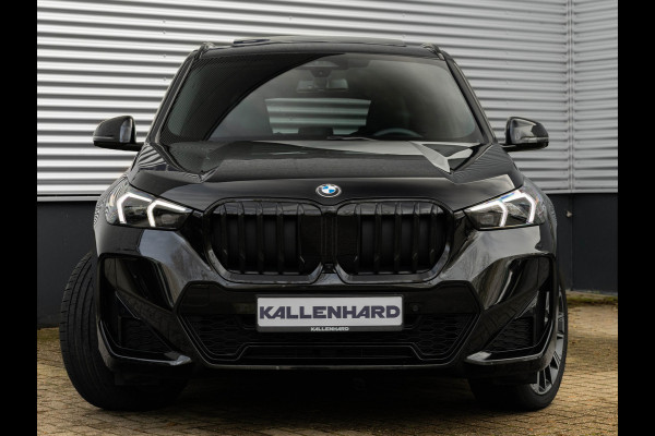 BMW X1 sDrive18i M-Sport Pro - Pano - Memoryzetel - Trekhaak - ACC - Head-Up - Harman Kardon