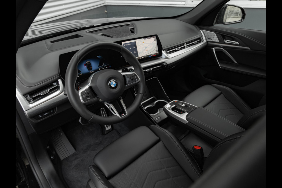BMW X1 sDrive18i M-Sport Pro - Pano - Memoryzetel - Trekhaak - ACC - Head-Up - Harman Kardon