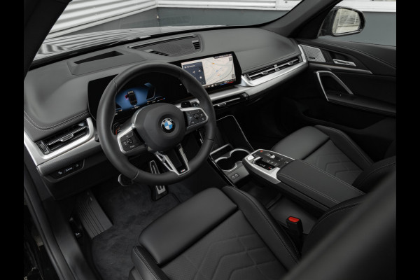 BMW X1 sDrive18i M-Sport Pro - Pano - Memoryzetel - Trekhaak - ACC - Head-Up - Harman Kardon