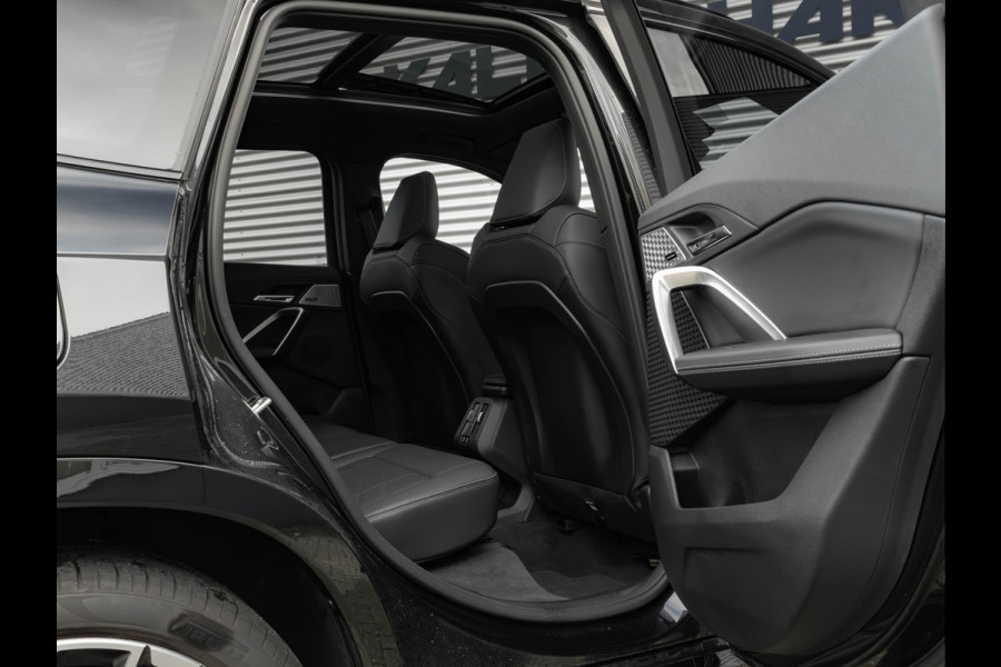 BMW X1 sDrive18i M-Sport Pro - Pano - Memoryzetel - Trekhaak - ACC - Head-Up - Harman Kardon