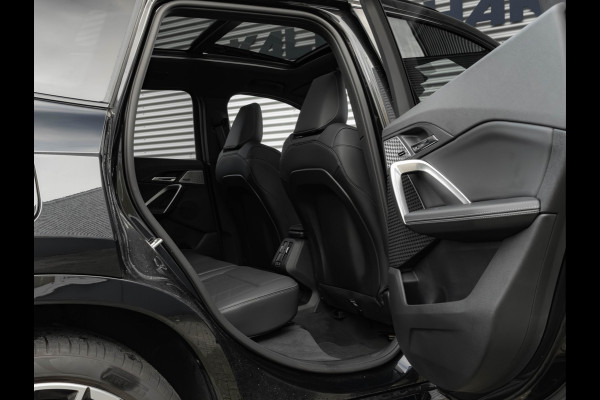BMW X1 sDrive18i M-Sport Pro - Pano - Memoryzetel - Trekhaak - ACC - Head-Up - Harman Kardon
