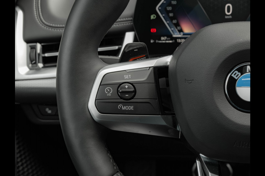 BMW X1 sDrive18i M-Sport Pro - Pano - Memoryzetel - Trekhaak - ACC - Head-Up - Harman Kardon