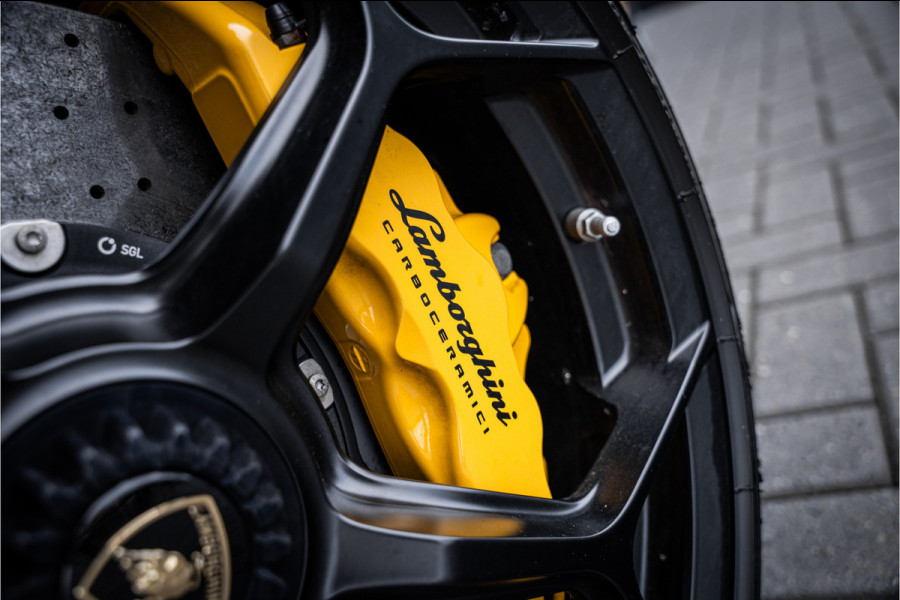 Lamborghini Huracán Evo Spyder 5.2 V10 - Giallo Inti | Dealer O.H. | Lift | Sensonum