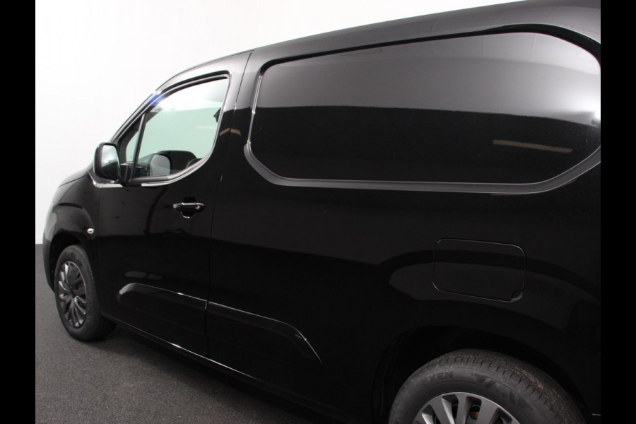 Peugeot Partner 1.5 BlueHDi 130 EAT8 S&S L1 Automaat Navigatie Apple Carplay / Android Auto DAB trekhaak Cruise Control Airco Houten bekleding laadruimte
