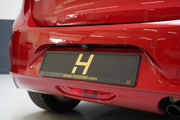 Opel Corsa 1.2 Elegance | Panoramadak | Climate control | Camera | Cruise control | Two-Tone | Stoelverwarming