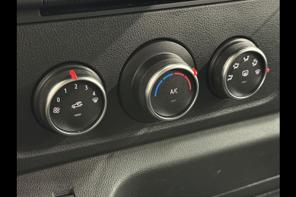 Renault Master T35 2.3 dCi 145PK Energy Bakwagen Meubelbak Laadklep Airco Navi Cruise Control