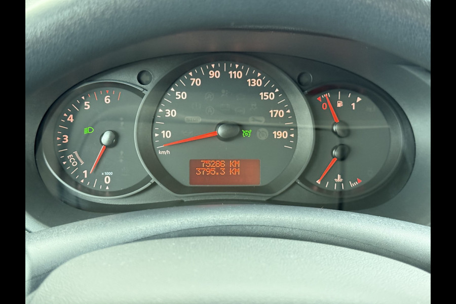 Renault Kangoo 1.5 Blue dCi 80 Comfort, Trekhaak, Navigatie, 6 bak, Cruise Control