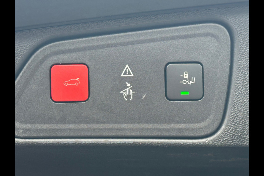 Peugeot 3008 1.6 PureTech Blue Lease Premium MEMO/CAMERA/ NAVI