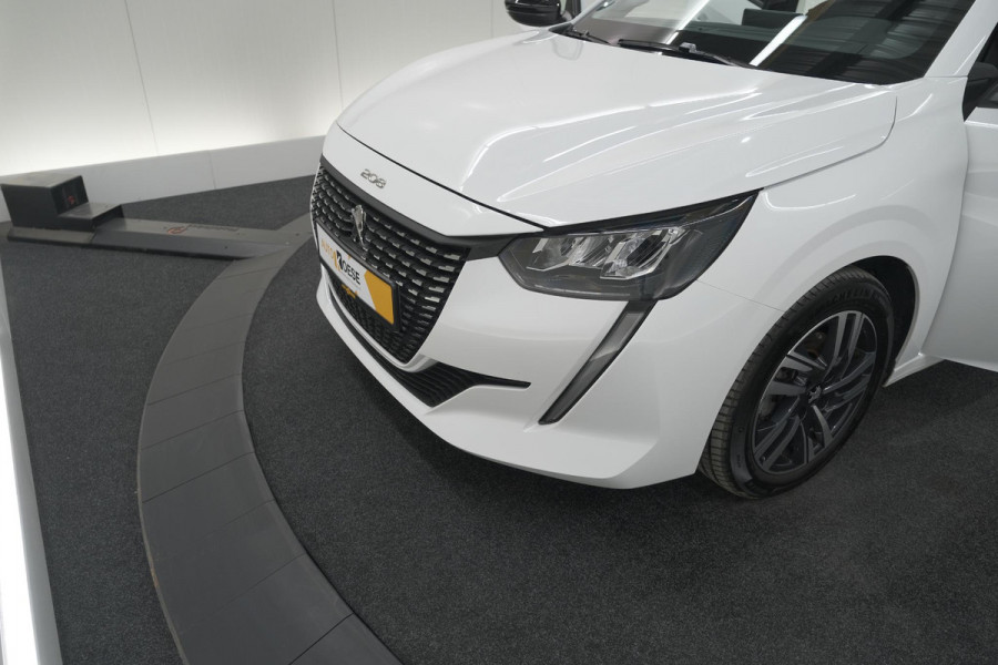 Peugeot 208 PureTech 100 Allure Pack | Camera | Apple Carplay | Stoelverwarming | Parkeersensoren