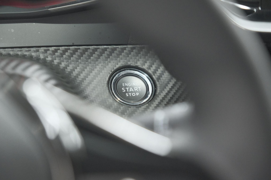 Peugeot 208 PureTech 100 Allure Pack | Camera | Apple Carplay | Stoelverwarming | Parkeersensoren