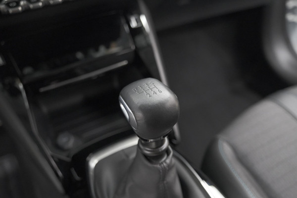Peugeot 208 PureTech 100 Allure Pack | Camera | Apple Carplay | Stoelverwarming | Parkeersensoren
