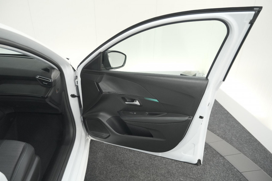 Peugeot 208 PureTech 100 Allure Pack | Camera | Apple Carplay | Stoelverwarming | Parkeersensoren