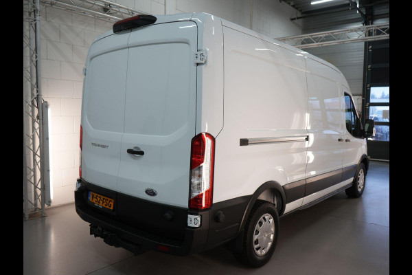 Ford Transit 350 2.0 TDCI L3H2 Trend 130pk | Navigatie Pack | Safety en Comfort Pack | Trekhaak