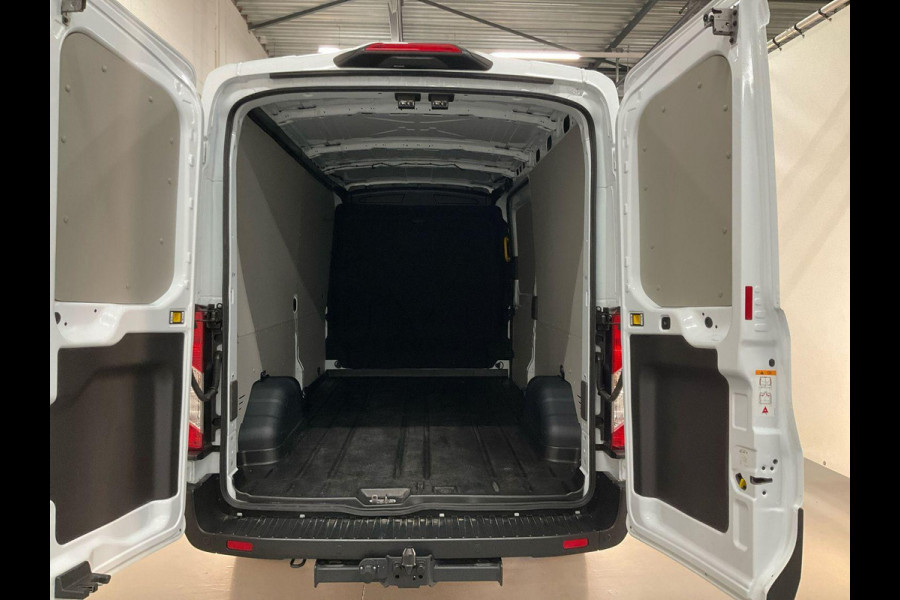 Ford Transit 350 2.0 TDCI L3H2 Trend 130pk | Navigatie Pack | Safety en Comfort Pack | Trekhaak
