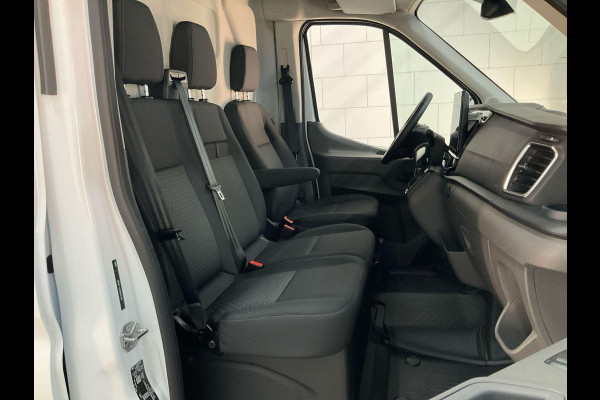 Ford Transit 350 2.0 TDCI L3H2 Trend 130pk | Navigatie Pack | Safety en Comfort Pack | Trekhaak