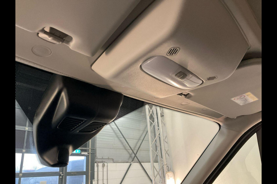 Ford Transit 350 2.0 TDCI L3H2 Trend 130pk | Navigatie Pack | Safety en Comfort Pack | Trekhaak