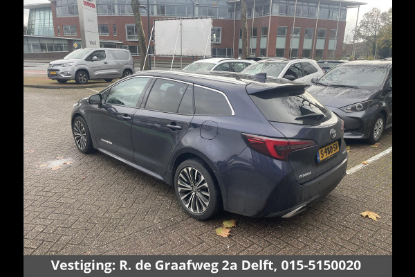 Toyota Corolla Touring Sports 1.8 Hybrid First Edition | DEMO | Parkeersensoren | Elektrische kofferbak | Navigatie |