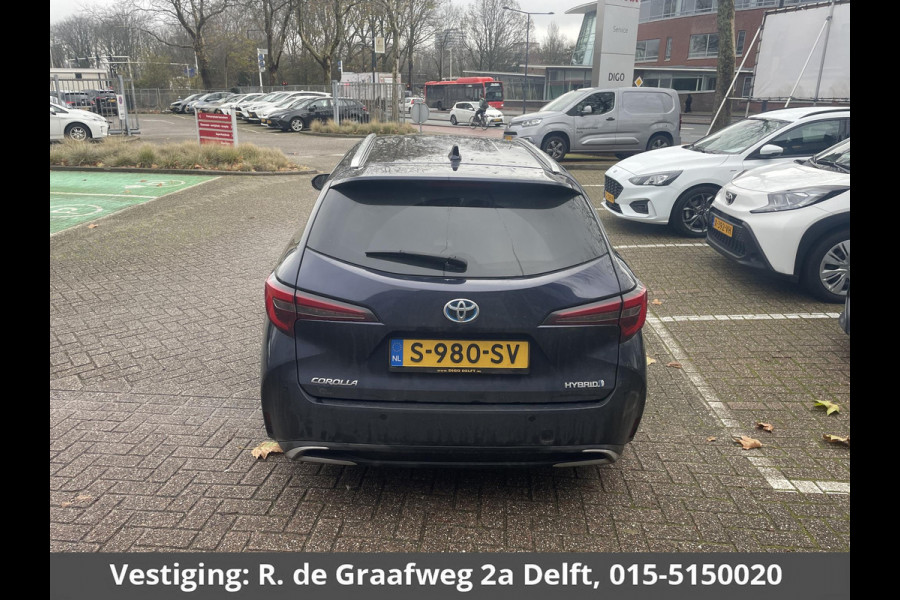 Toyota Corolla Touring Sports 1.8 Hybrid First Edition | DEMO | Parkeersensoren | Elektrische kofferbak | Navigatie |