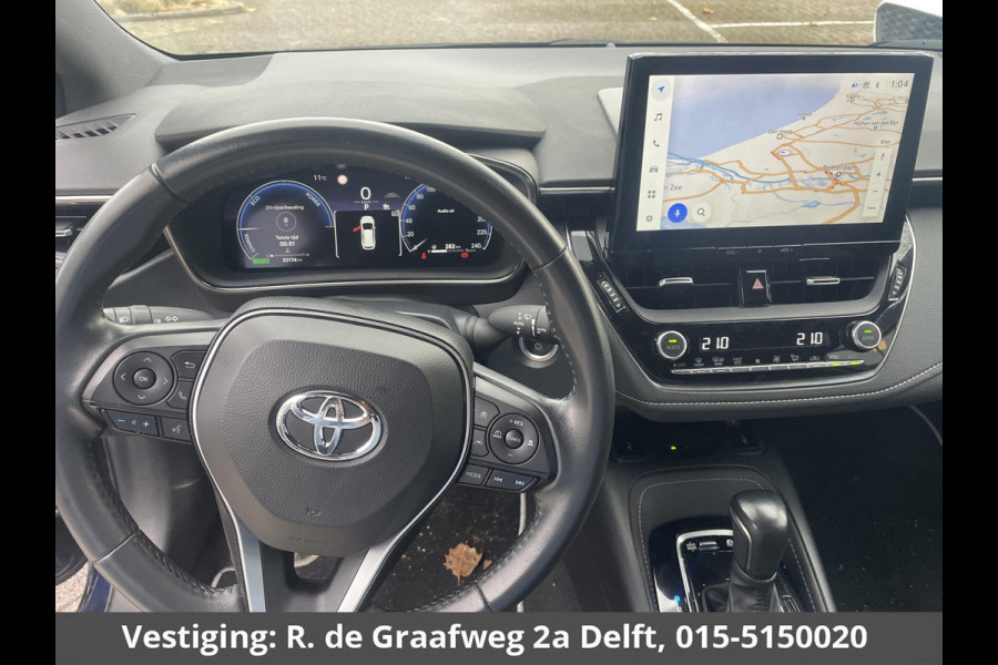 Toyota Corolla Touring Sports 1.8 Hybrid First Edition | DEMO | Parkeersensoren | Elektrische kofferbak | Navigatie |