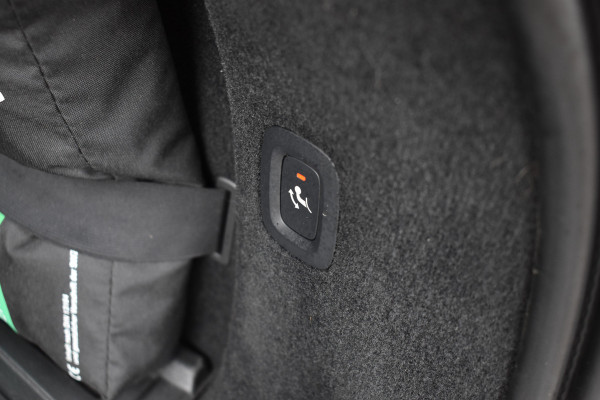 Volvo V90 T8 AWD 390PK Plug-in Hybrid Inscription | H&K | ACC | BLIS | Trekhaak | Camera | Stuurverwarming | Leder