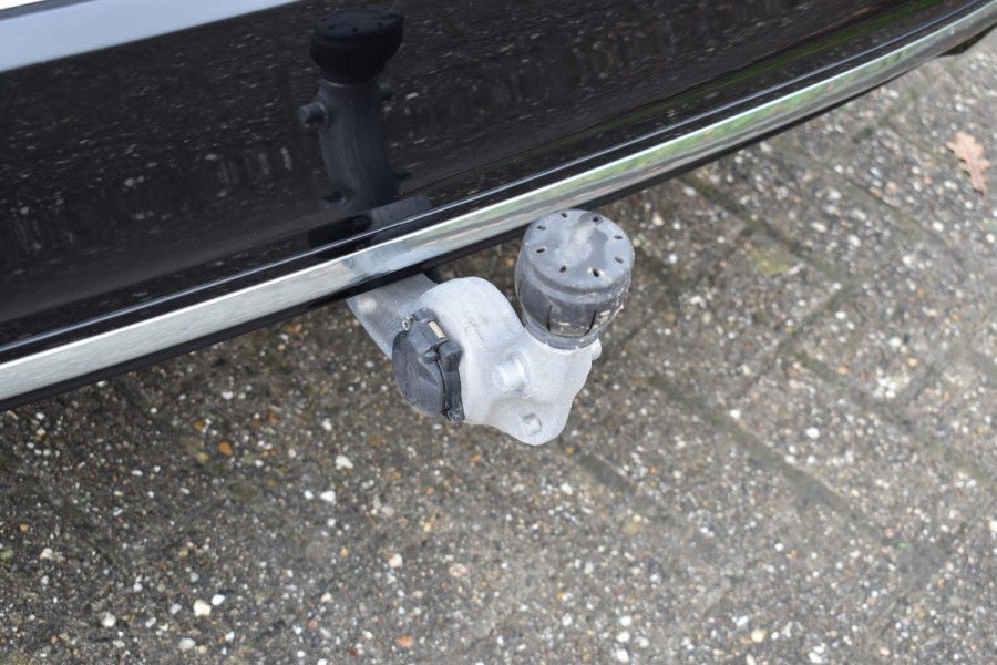 Volvo V90 T8 AWD 390PK Plug-in Hybrid Inscription | H&K | ACC | BLIS | Trekhaak | Camera | Stuurverwarming | Leder