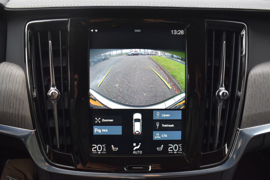 Volvo V90 T8 AWD 390PK Plug-in Hybrid Inscription | H&K | ACC | BLIS | Trekhaak | Camera | Stuurverwarming | Leder