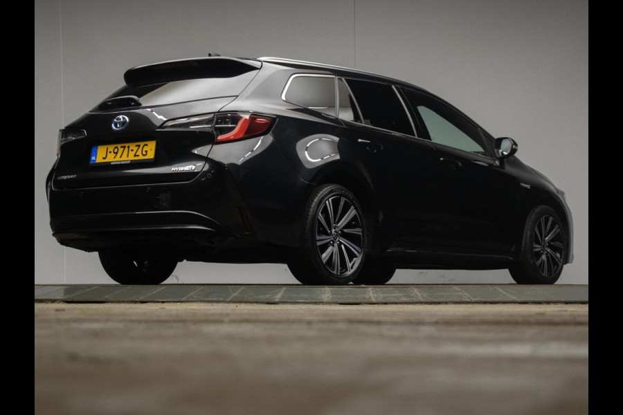 Toyota Corolla Touring Sports 1.8 Hybrid Business Plus Sport (NAVI,CLIMATE,CRUISE,CAMERA,LED,PDC,GETINT,SPORTSTOELEN,LM VELGEN)