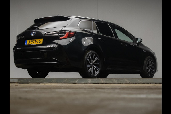 Toyota Corolla Touring Sports 1.8 Hybrid Business Plus Sport (NAVI,CLIMATE,CRUISE,CAMERA,LED,PDC,GETINT,SPORTSTOELEN,LM VELGEN)