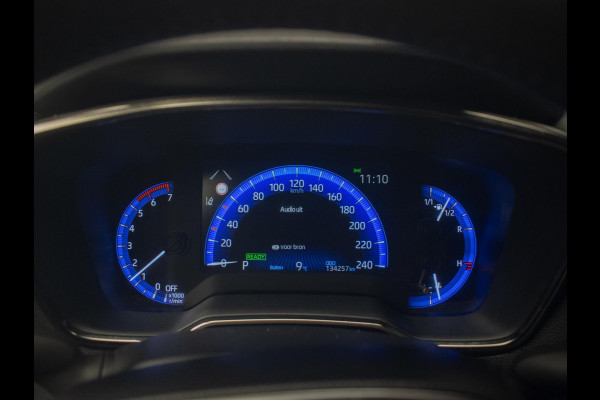 Toyota Corolla Touring Sports 1.8 Hybrid Business Plus Sport (NAVI,CLIMATE,CRUISE,CAMERA,LED,PDC,GETINT,SPORTSTOELEN,LM VELGEN)