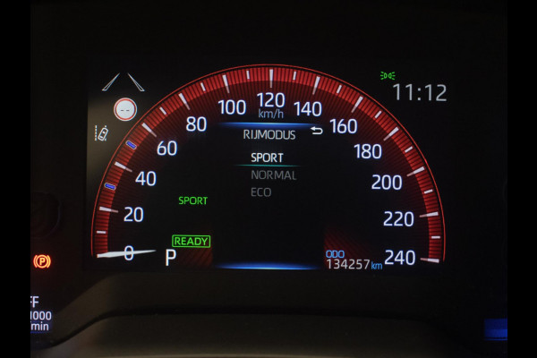 Toyota Corolla Touring Sports 1.8 Hybrid Business Plus Sport (NAVI,CLIMATE,CRUISE,CAMERA,LED,PDC,GETINT,SPORTSTOELEN,LM VELGEN)